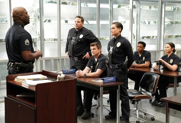 Превью из 3 сезона 11 серии сериала Новичок / Новобранец